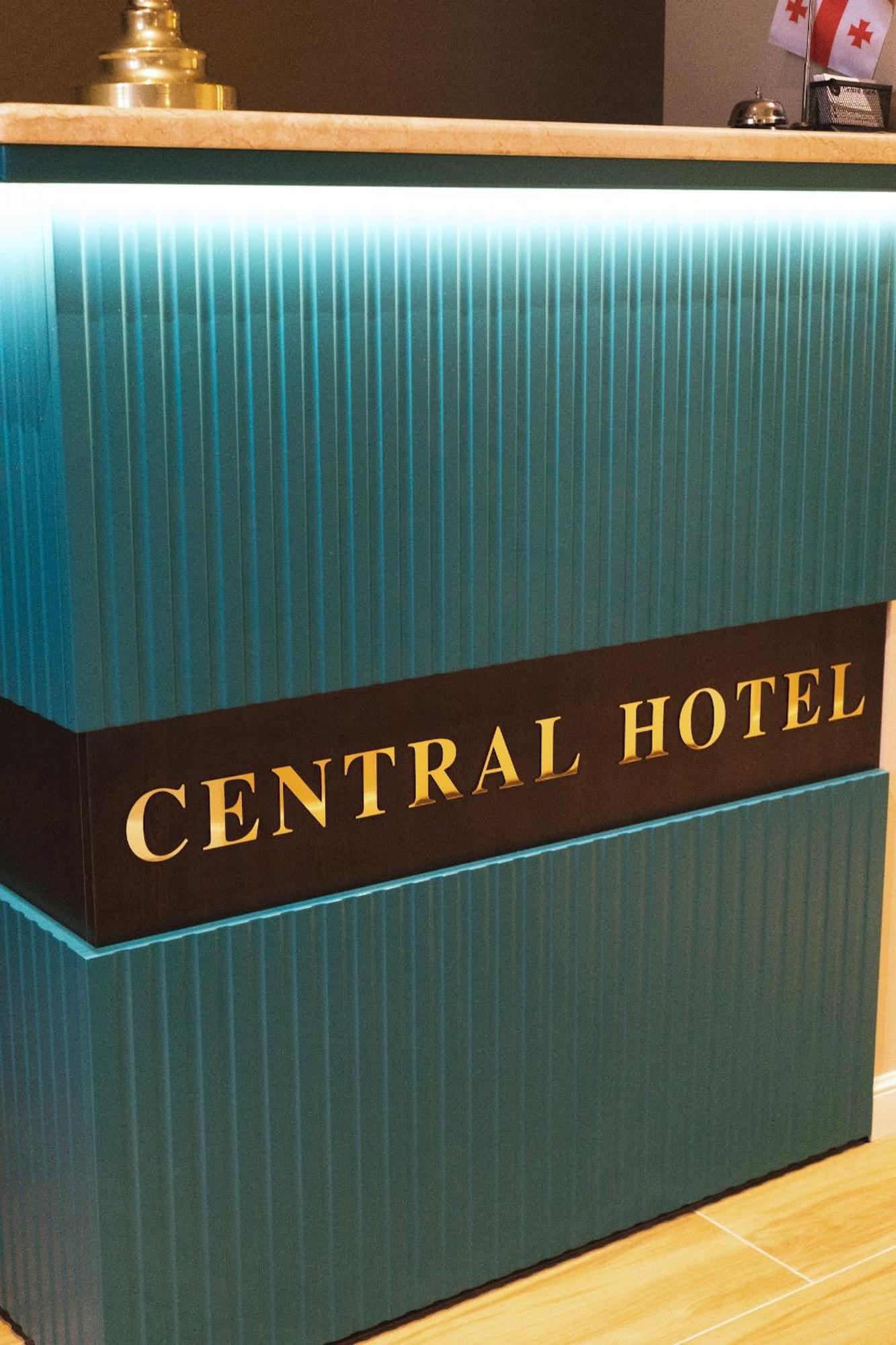 Central Hotel Kutaisi Exteriör bild